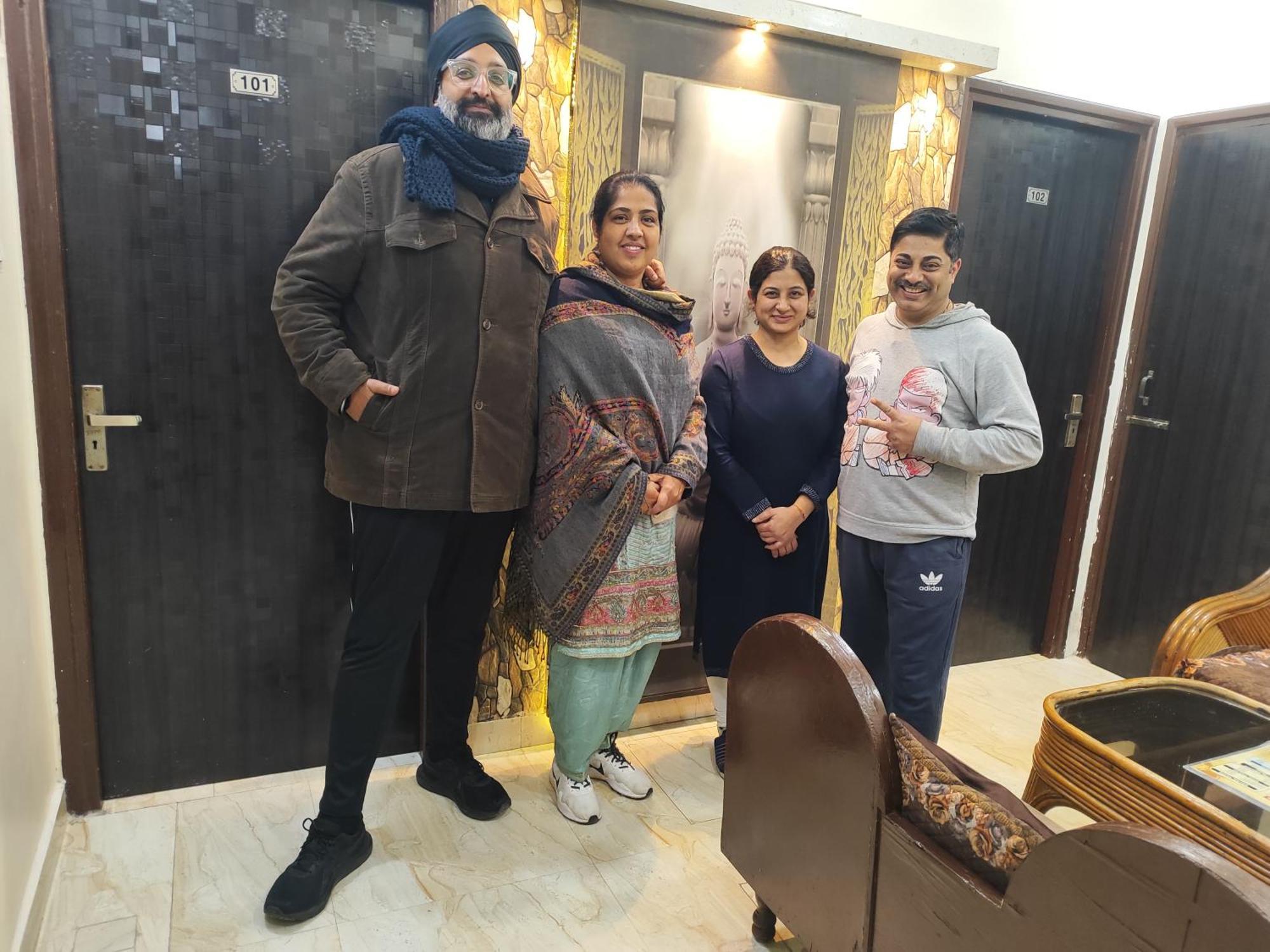 4N Homestay- Golden Temple View Amritsar Eksteriør bilde